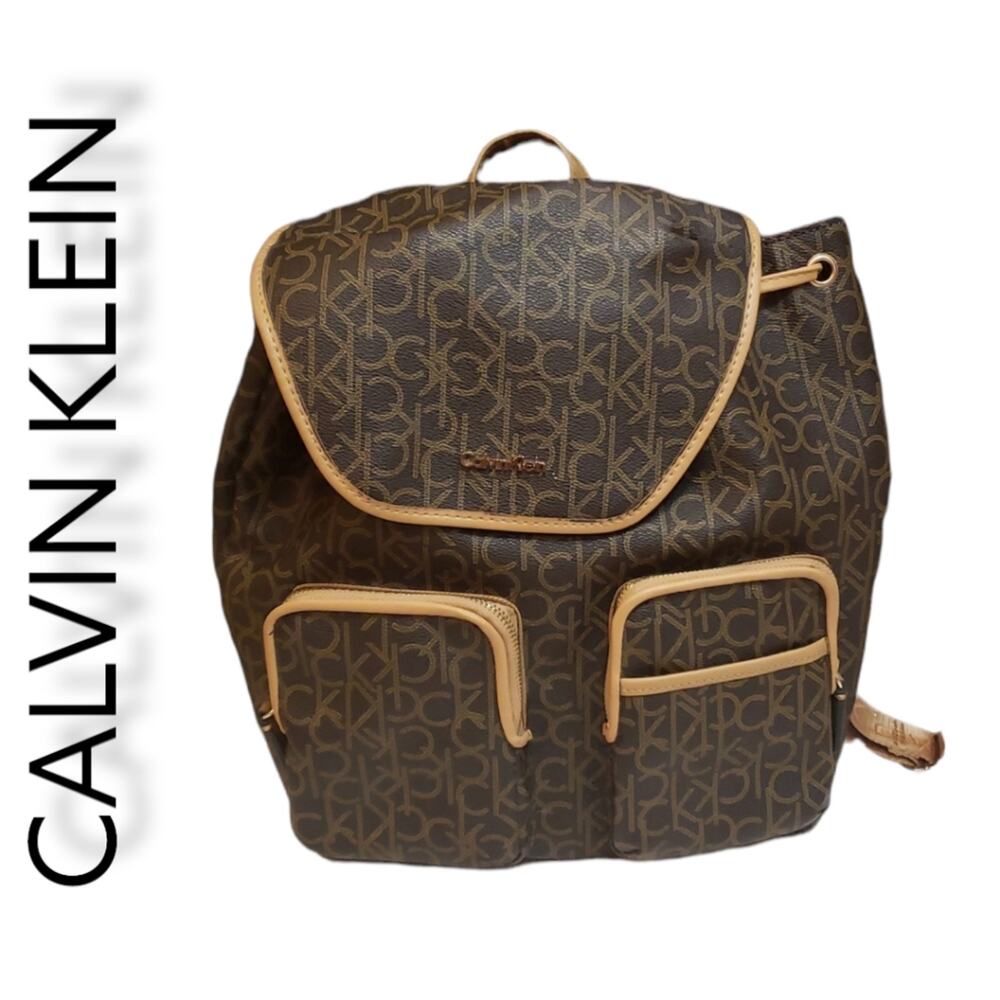 *NWOT*  CALVIN KLEIN LUGGAGE TABLET BACKPACK